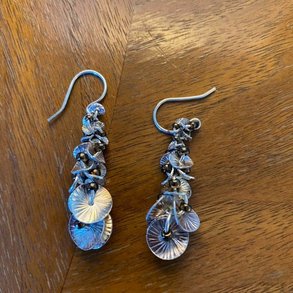 Silpada W2172 Sterling Silver Metallic Seed Bead Earrings - Picture 1 of 2